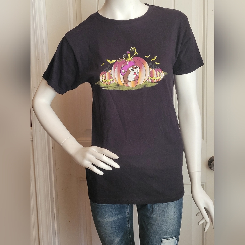 Buc-ee's Glow In The Dark Halloween T-Shirt S